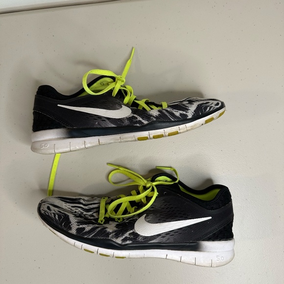 Womens Nike Free 5.0 Running Sneakers Size 6 - Picture 5 of 8